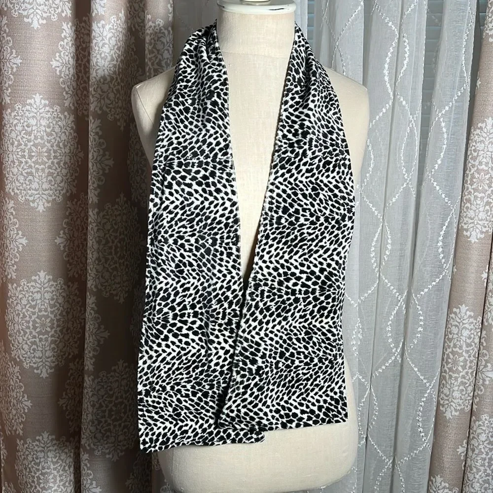 Long rectangle reversible Scarf